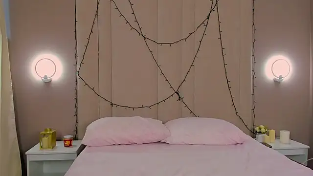 AdeleSilvy Chat XXX in diretta