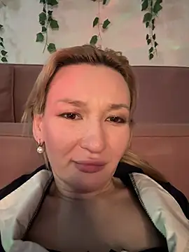 UmaBlossom Chat XXX live