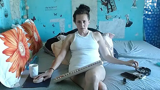 XXX chat uživo modela brighteyes77