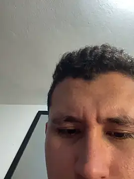 Kurtxxx22 网络视讯表演