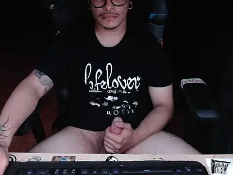 lilgothboy 网络视讯表演