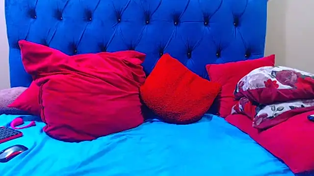 ebonycandy10 Adlı Modelin Canlı XXX Sohbeti