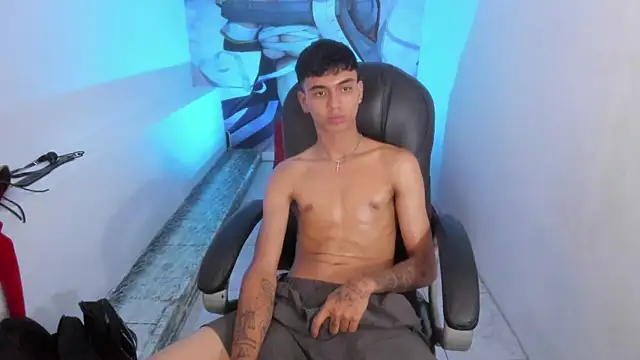 Živý XXX chat Tyger_Boyy