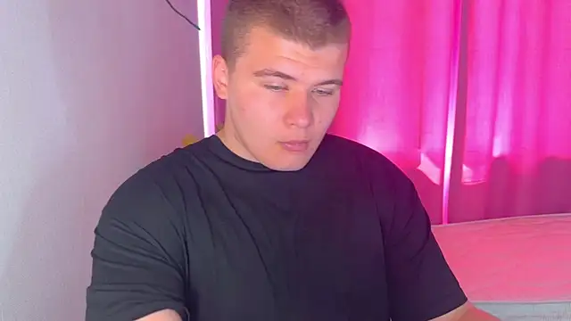 kittenmurr XXX чат на живо