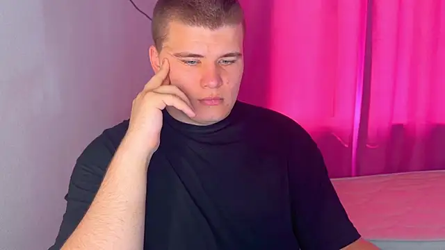 kittenmurr Webcam show