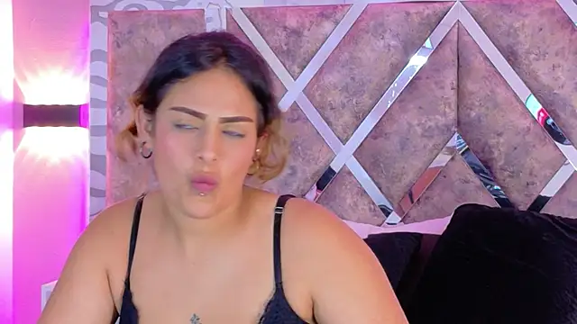 Chatroom XXX en direct de Daranaa_
