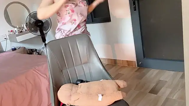 _Meowww_ Webcamshow