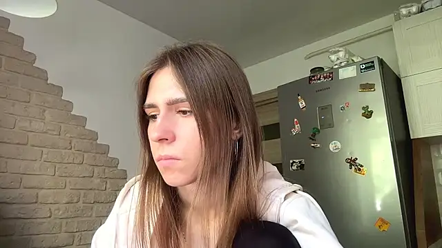 ZaraGuyette Webcam show
