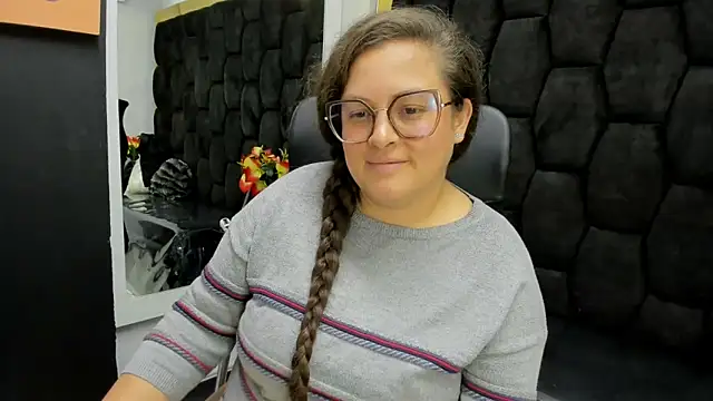 Chat XXX en directo de Sarah_Boobs_