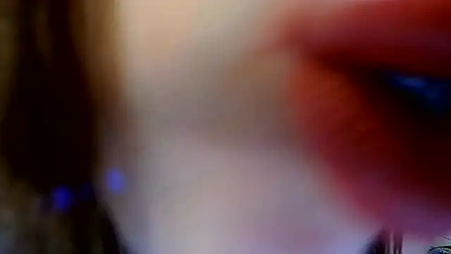 Anika_bloom Chat XXX in diretta