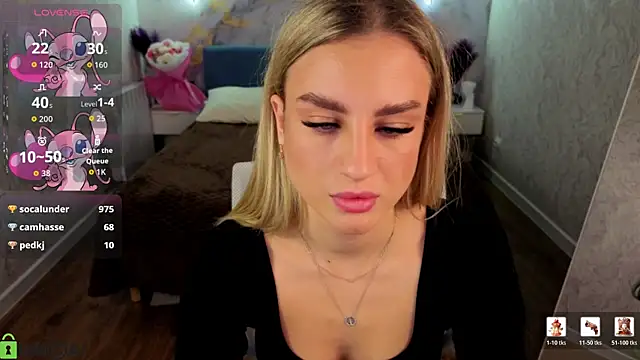 Silen_Tori's Live XXX Chat