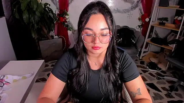 Chat +18 de CelesteBrucee ao vivo