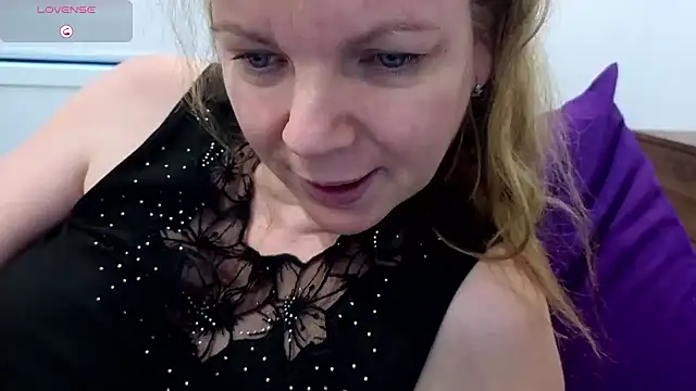 l4dyc4pricorn76 라이브 XXX 채팅