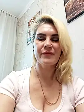 JennyOMay: απευθείας συνομιλία ΧΧΧ