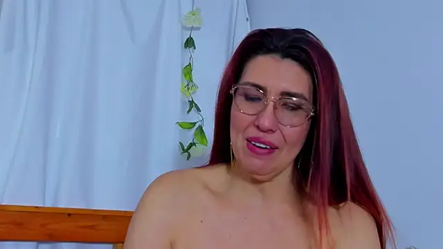 Chatroom XXX en direct de Perla_Franco