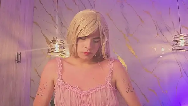 Вебкам-шоу lanadoll20