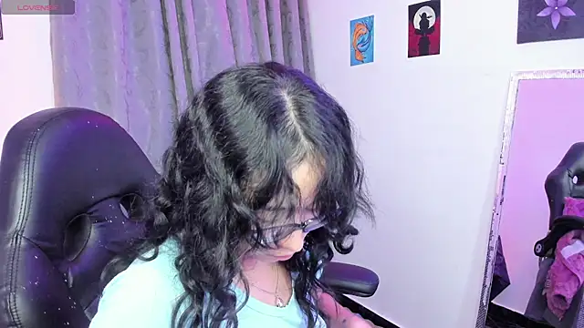 indra_cam live XXX chat