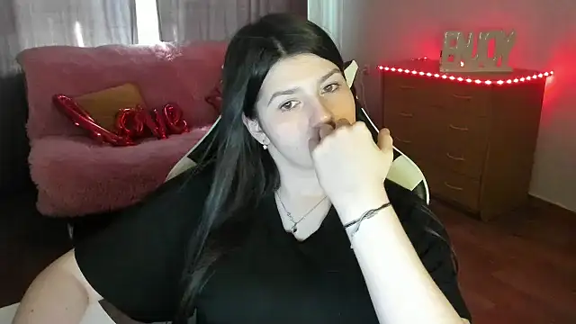 Chat XXX en directo de KisaModel