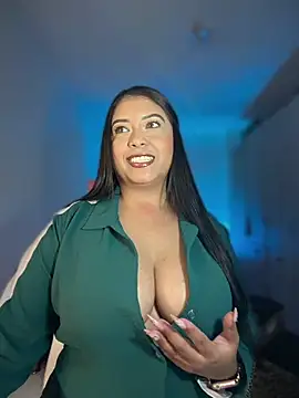 cami_ortiz__ élő XXX-chatje