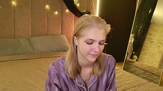 4example_Chloen Live XXX chat
