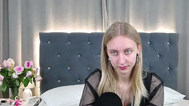 XXX chat uživo modela RachaelCute