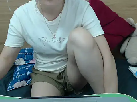 Lingzhu2024's Live XXX Chat