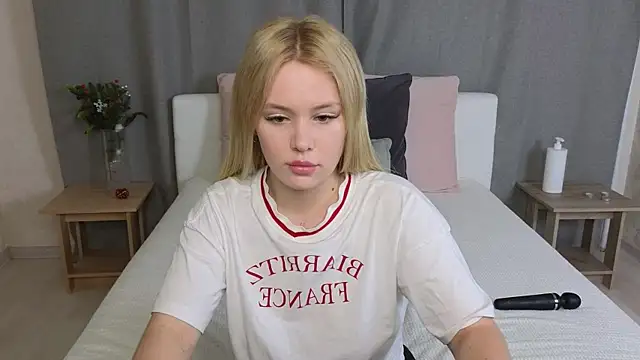 MelissaAvis Adlı Modelin Canlı XXX Sohbeti