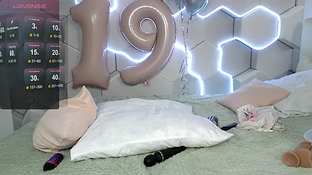 aliicemeow's Live XXX Chat
