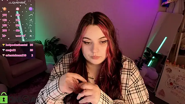Mia_R0ss Chat XXX in diretta