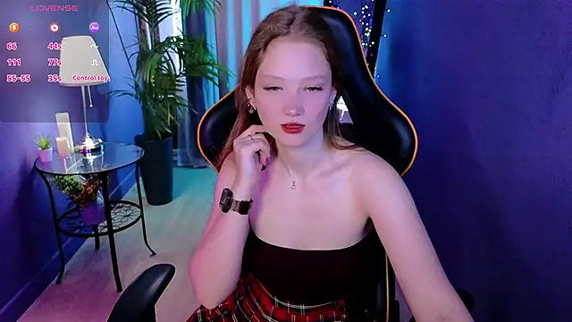 Your_lilith_ Chat XXX in diretta