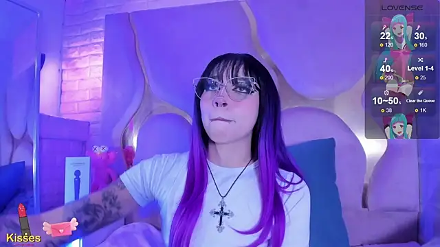 NaniiSisy 即時 XXX 聊天