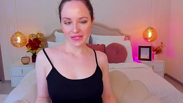 Chatroom XXX en direct de MonaRicci