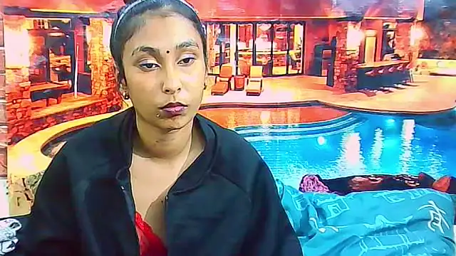 צ'אט XXX בשידור חי של IndianSexyButt