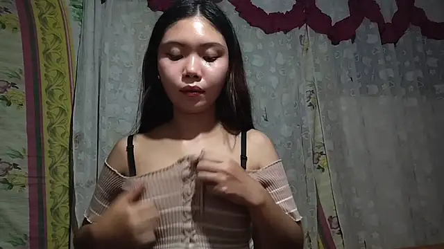 RegenaKhanponaphan Obrolan Langsung XXX