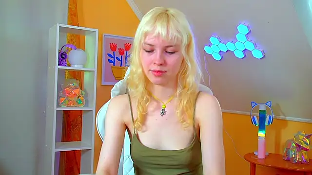 HannahHollis 即時 XXX 聊天