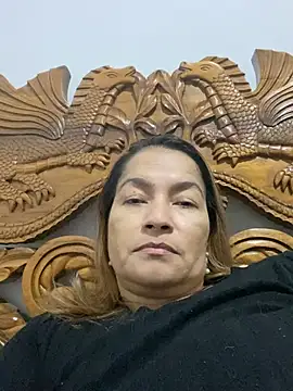 Jlo_69 XXX чат на живо