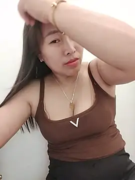 Kelly-sex69 现场XXX聊天