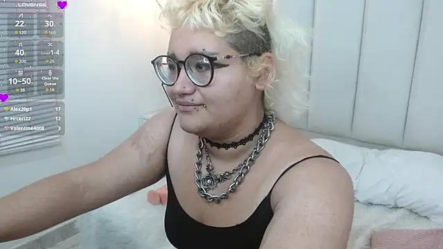 Echypyon_ live XXX chat