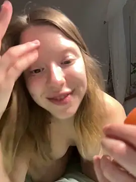 Онлайн чат XXX kimczii