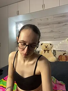 MartiniiSelenna 现场XXX聊天