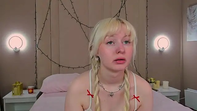 AdeleSilvy 라이브 XXX 채팅
