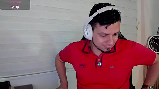 Rick_Adams Adlı Modelin Canlı XXX Sohbeti