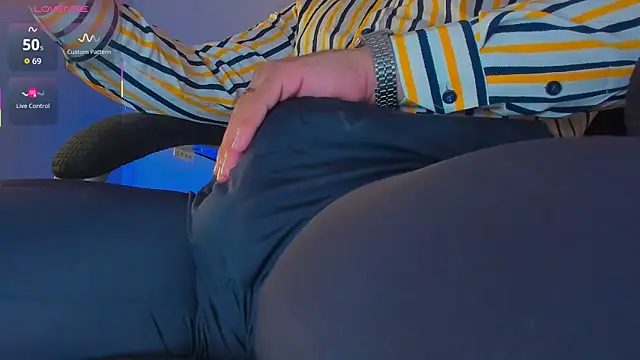 Czat XXX na żywo – BulgeArt
