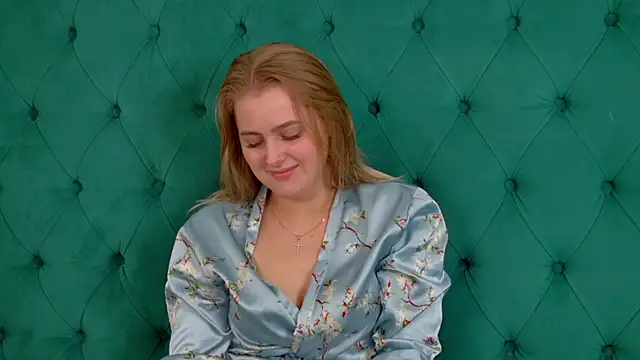 EllaBells' Live XXX Chat