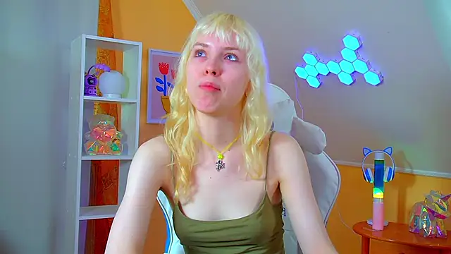 HannahHollis live XXX chat