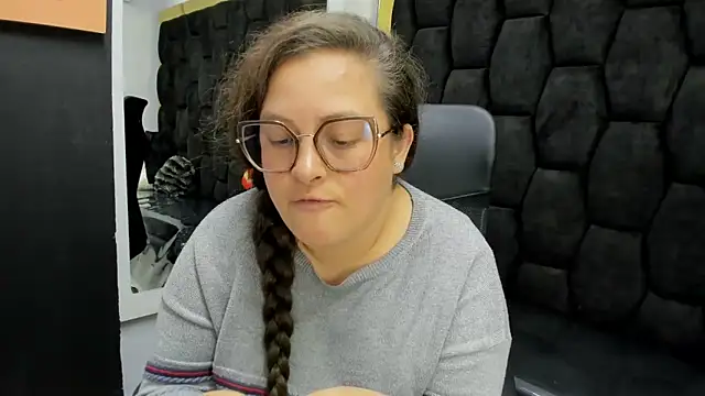 Sarah_Boobs_: απευθείας συνομιλία ΧΧΧ