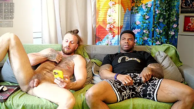 rusbigpaul's Live XXX Chat
