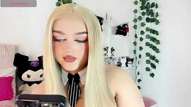 cattriona_mullern Webbikameraesitys
