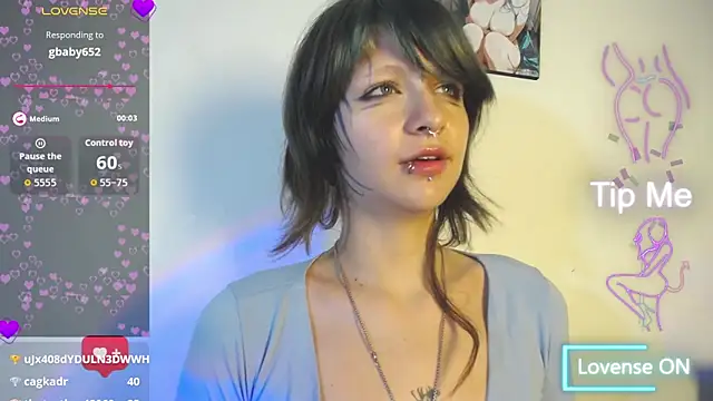 Angel__Dreams Adlı Modelin Canlı XXX Sohbeti