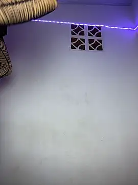 Valentinabaker 现场XXX聊天